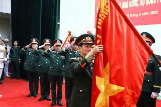 Lao Government Decorates Vietnam’s General Department II